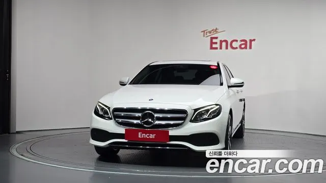 Mercedes-Benz E-Класс 2019 thumb 3