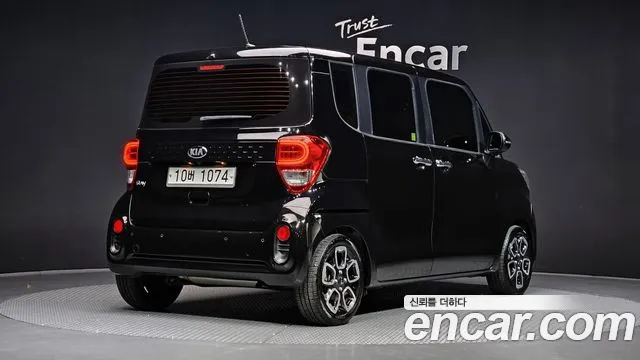 Kia Ray 2018 thumb 2