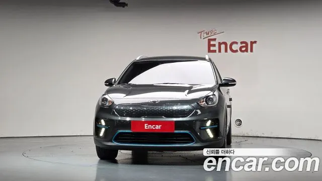 Kia Niro 2021 thumb 2