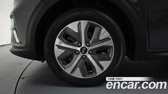 Kia Niro 2021 thumb 4
