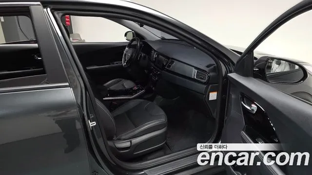 Kia Niro 2021 thumb 10