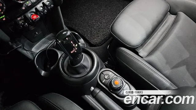 MINI Hatch 2020 thumb 9