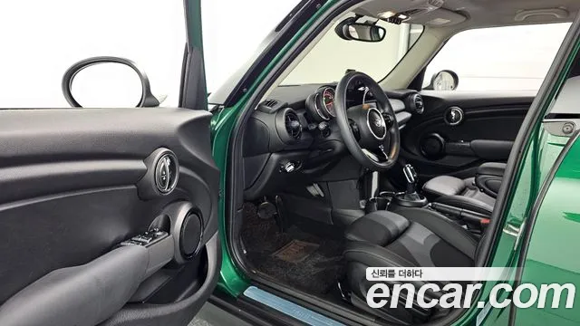 MINI Hatch 2020 thumb 10