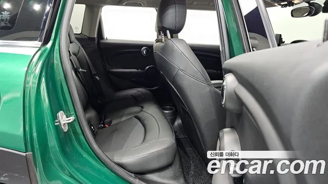 MINI Hatch 2020 thumb 12