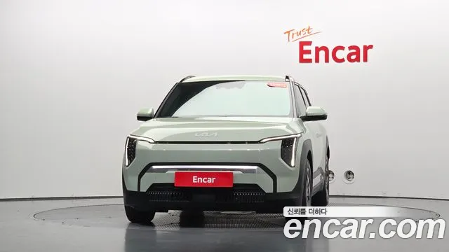 Kia EV3 2024 thumb 2