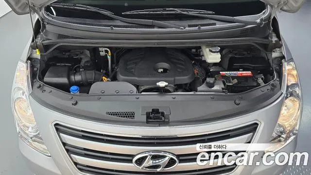Hyundai Starex 2017 thumb 6