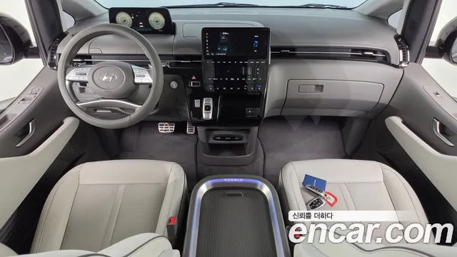 Hyundai Staria 2021 thumb 7