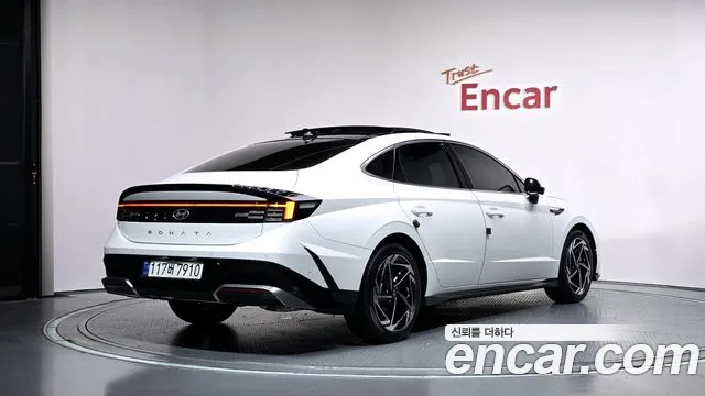 Hyundai Sonata 2023 thumb 2
