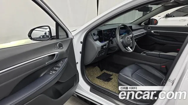Hyundai Sonata 2023 thumb 10