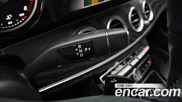 Mercedes-Benz E-Класс 2019 thumb 8