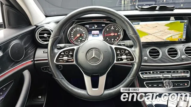 Mercedes-Benz E-Класс 2019 thumb 12
