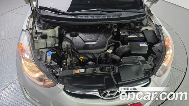 Hyundai Avante 2012 thumb 6