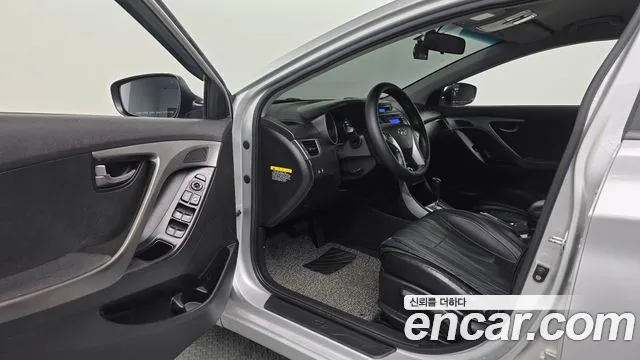 Hyundai Avante 2012 thumb 10