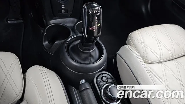 MINI Hatch 2022 thumb 9
