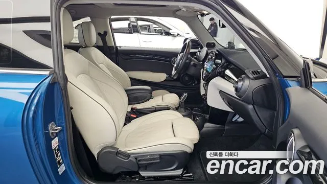 MINI Hatch 2022 thumb 11