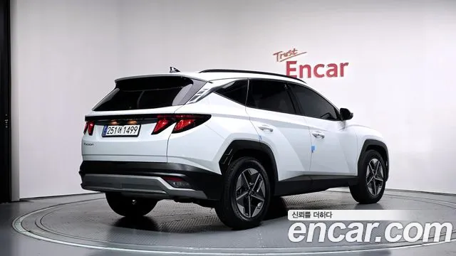 Hyundai Tucson 2025 thumb 2