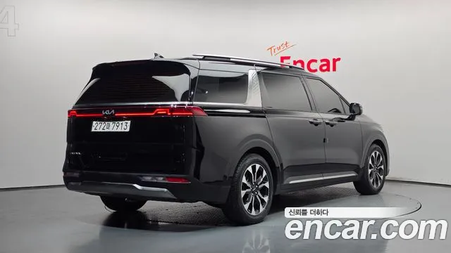 Kia Carnival 2022 thumb 2