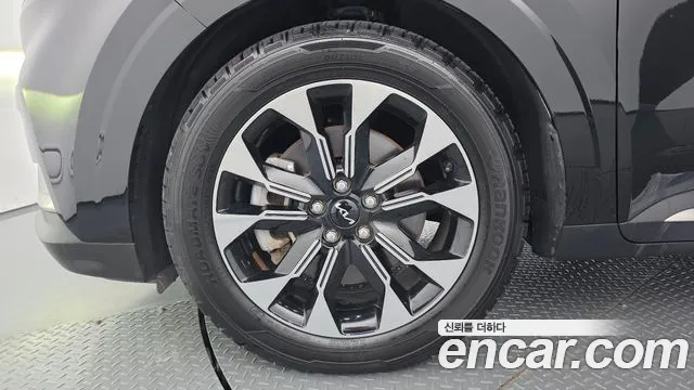 Kia Carnival 2022 thumb 5