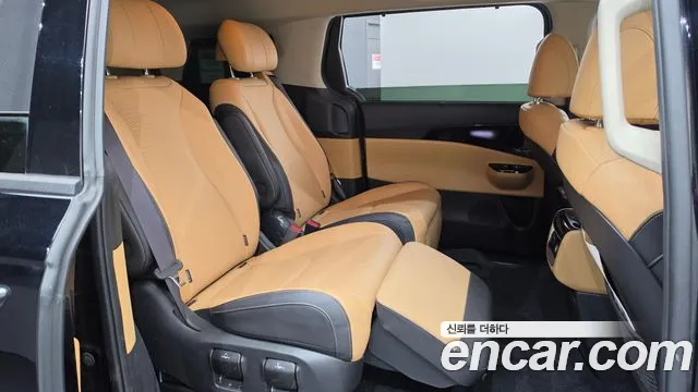 Kia Carnival 2022 thumb 11