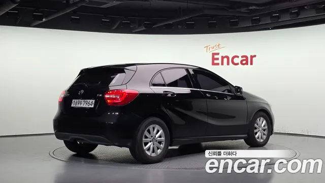 Mercedes-Benz A-Класс 2014 thumb 2