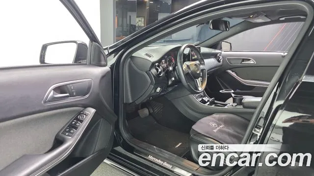 Mercedes-Benz A-Класс 2014 thumb 10