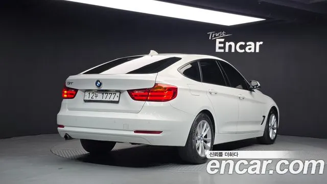 BMW Gran Turismo 2015 thumb 2
