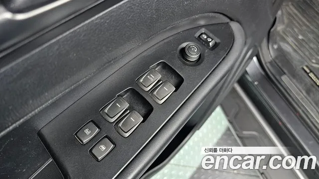 KG_Mobility_Ssangyong Rexton 2020 thumb 11