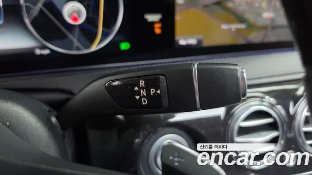 Mercedes-Benz S-Класс 2018 thumb 9