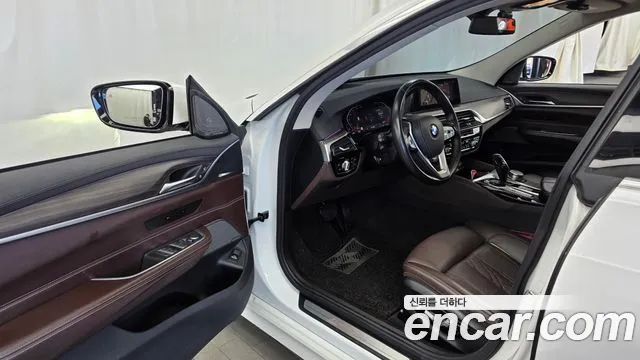 BMW Gran Turismo 2020 thumb 10