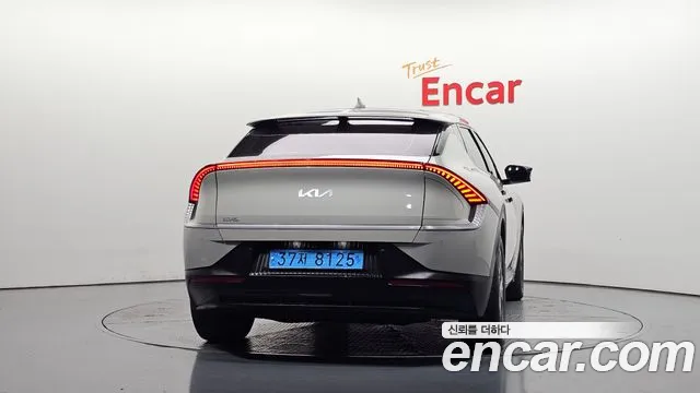Kia EV6 2022 thumb 4
