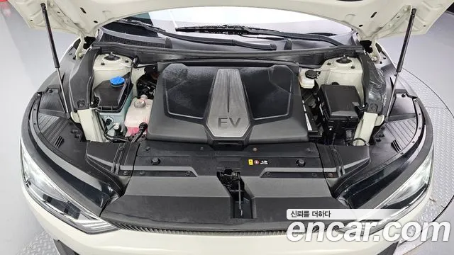 Kia EV6 2022 thumb 6