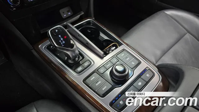 Hyundai Equus 2013 thumb 9
