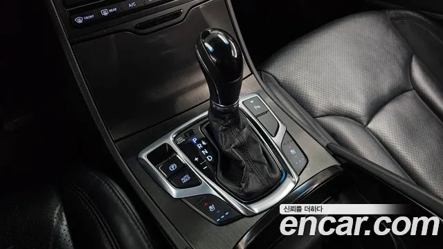 Hyundai Grandeur 2014 thumb 9