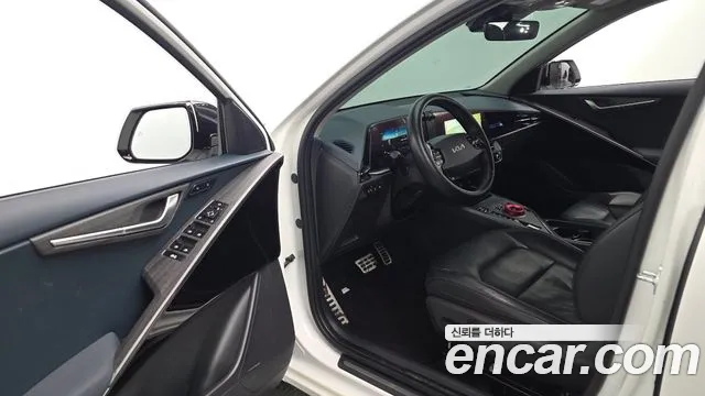 Kia Niro 2023 thumb 9