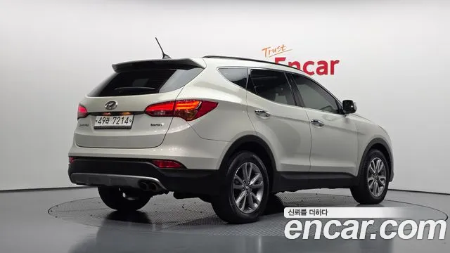 Hyundai Santa Fe 2013 thumb 2