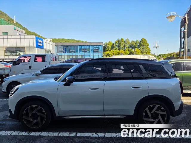 MINI Countryman 2025 thumb 2