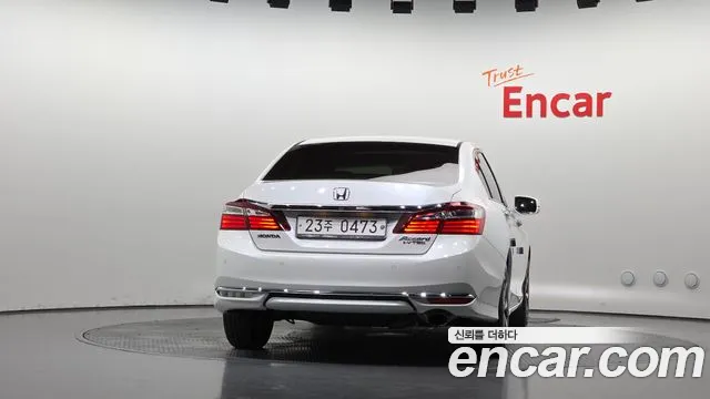 Honda Accord 2016 thumb 4