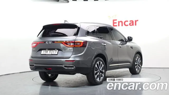 Renault-KoreaSamsung Koleos 2017 thumb 2