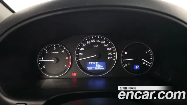 Hyundai Starex 2020 thumb 8