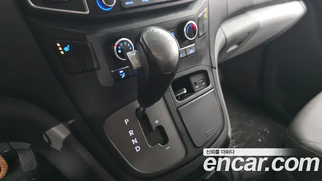 Hyundai Starex 2020 thumb 9