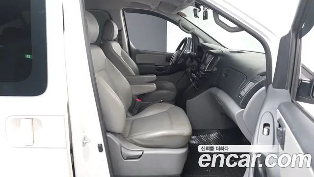 Hyundai Starex 2020 thumb 11