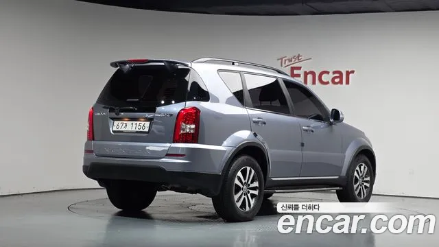 KG_Mobility_Ssangyong Rexton 2012 thumb 2