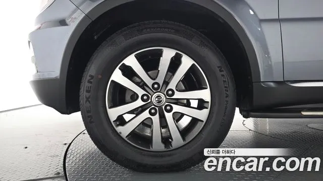 KG_Mobility_Ssangyong Rexton 2012 thumb 5
