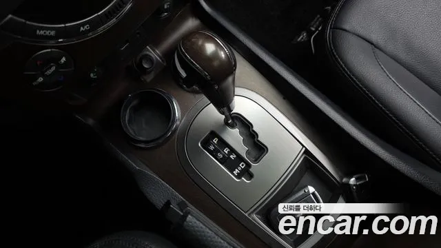 KG_Mobility_Ssangyong Rexton 2012 thumb 9
