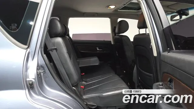 KG_Mobility_Ssangyong Rexton 2012 thumb 11