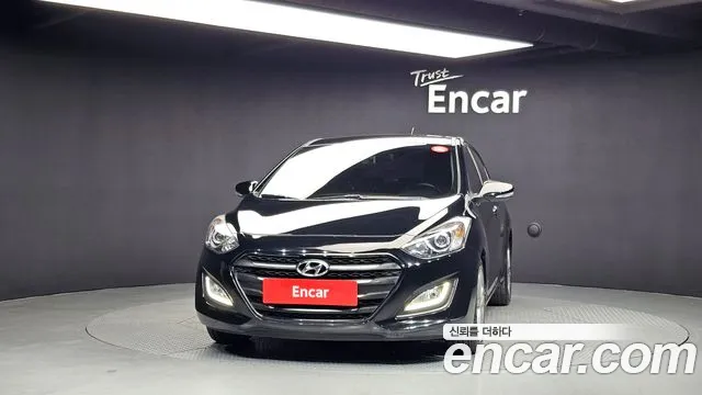 Hyundai i30 2015 thumb 3