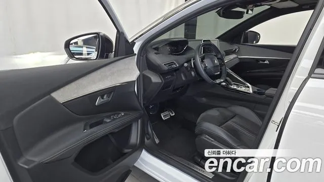 Peugeot 3008 2021 thumb 9