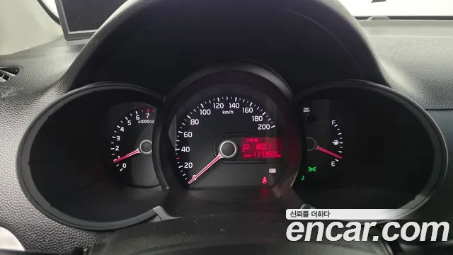 Kia Morning 2014 thumb 8