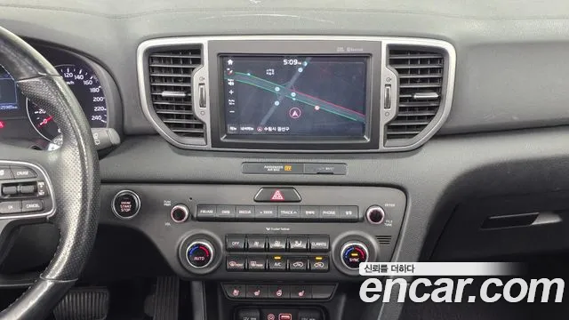 Kia Sportage 2016 thumb 11