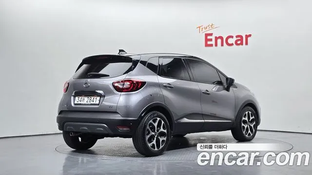 Renault-KoreaSamsung Captur 2018 thumb 2